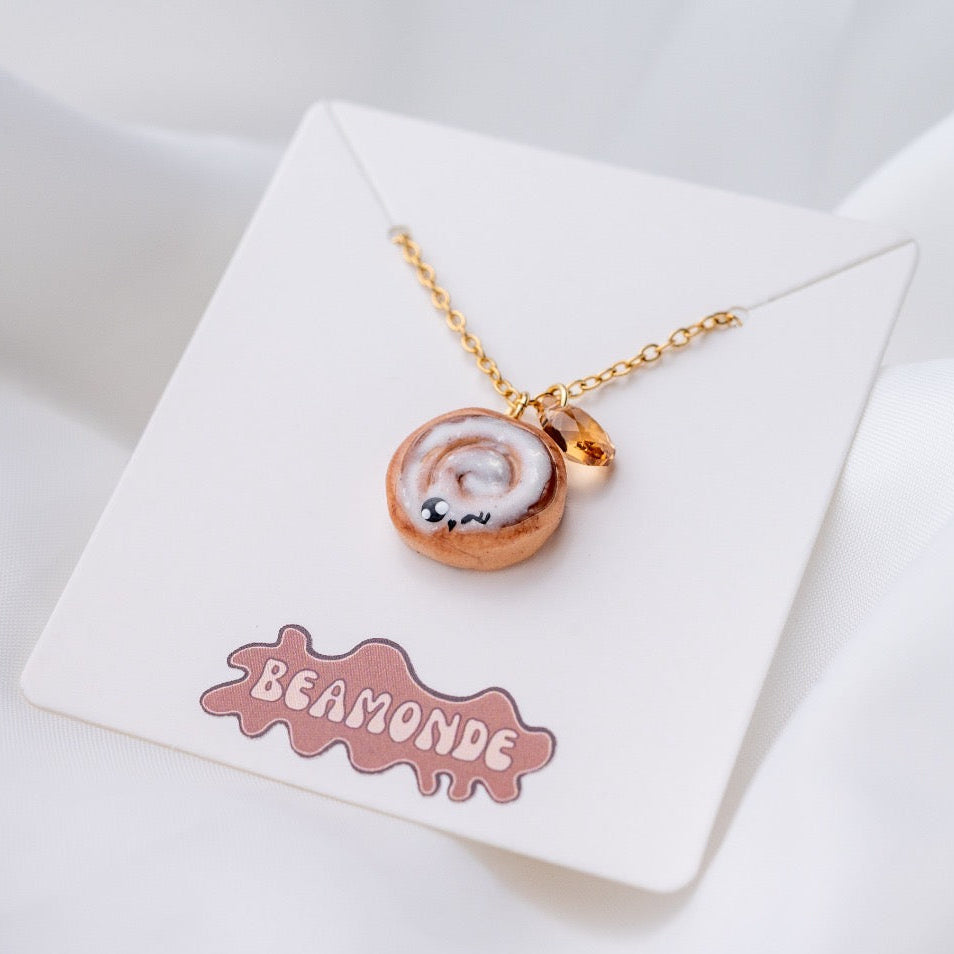 Cute miniature cinnamon bun necklace - handmade polymerclay jewelry