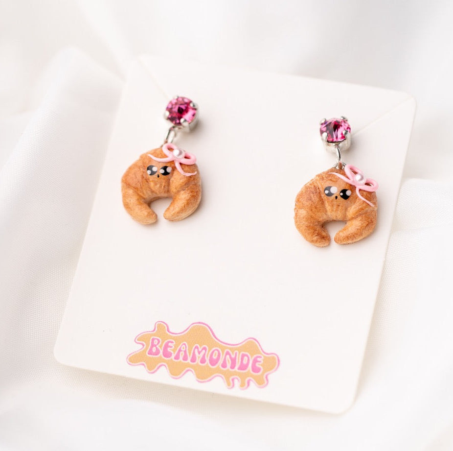 Croissant earrings with swarovski crystals